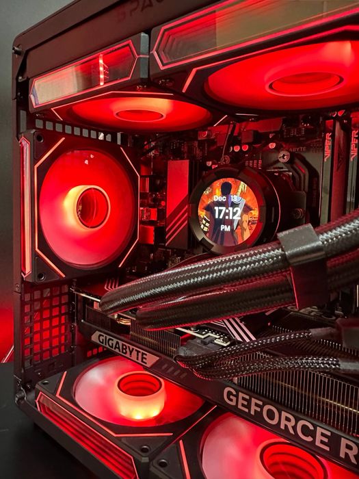 Digital PC Apex Nano | Ryzen 7 7800X3D + RTX5070
