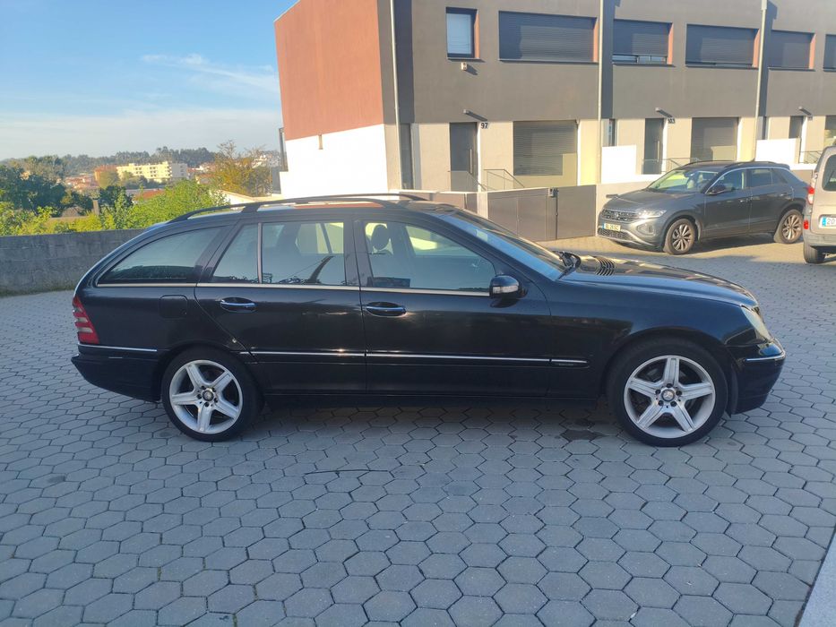 Mercedes c220 em bom estado