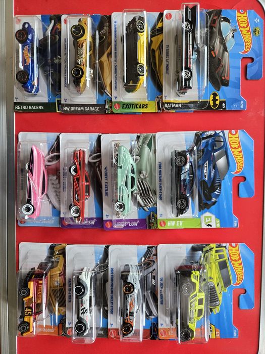 Hotwheels variados Diecast