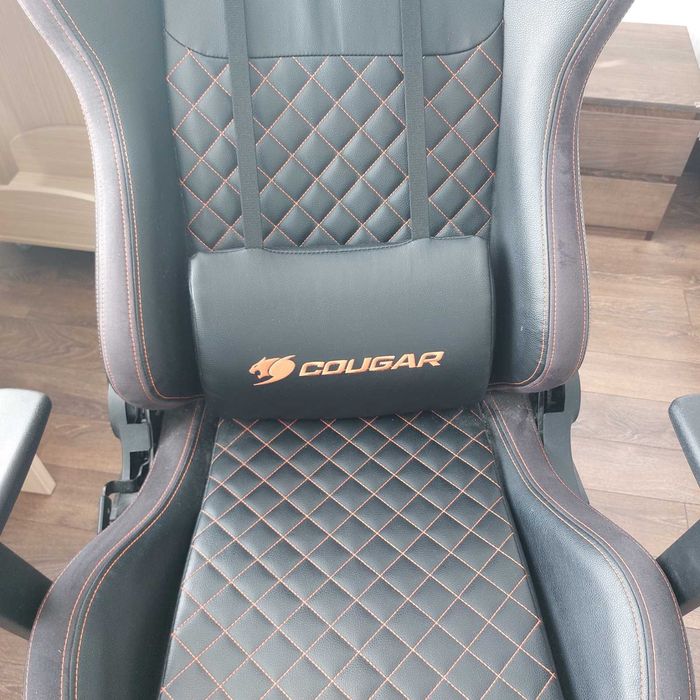 Cougar Armor Pro крісло компьютерне