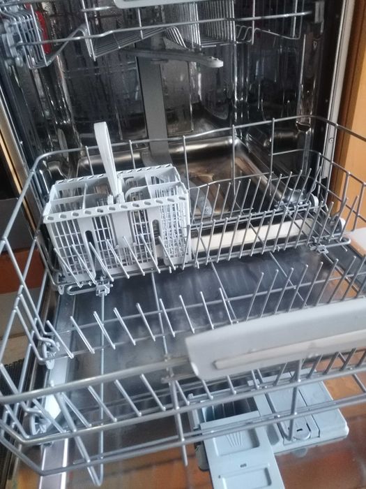 Maquina Lavar Loiça Ariston Hotpoint A+++ como Nova em Inox