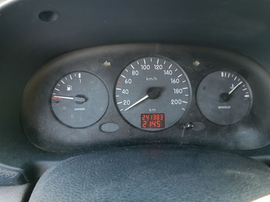 Clio 1.9d comercial