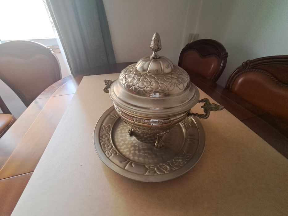 Terrina "ouro" de  latão