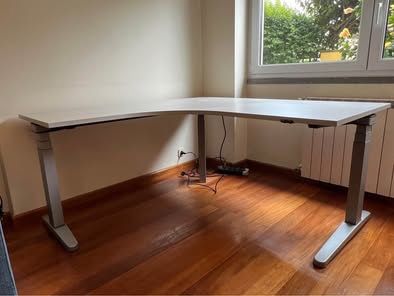 Mesa ajustável Steelcase linha Ology 1600mmx1600mm