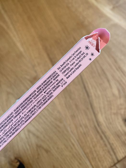 Kredka do brwi benefit gimme brow volumizing pencil 3 warm light brown