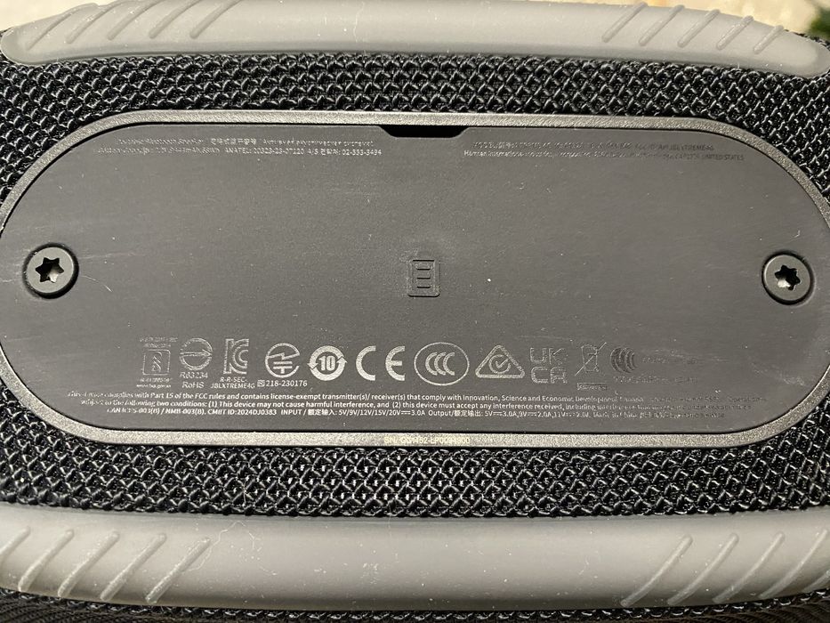 Оригінал JBL Xtreme 4 Black,Стан нової.