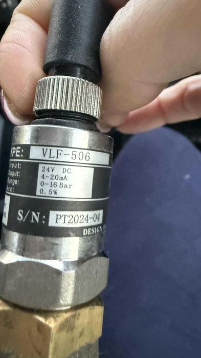 Sensor czujnik cisnienia elektroniczny do falownika