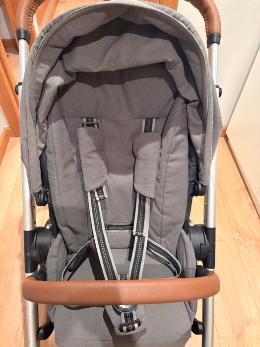 Carrinho Cybex Balios S em excelente estado, muito confortável, espaçoso e fácil de manobrar.