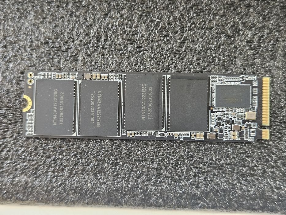ssd nvme m2 512gb стан нового!