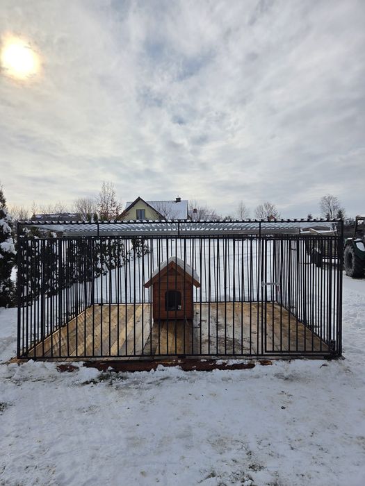 Kojec dla psa. Szybkie terminy realizacji. Na każdy wymiar.