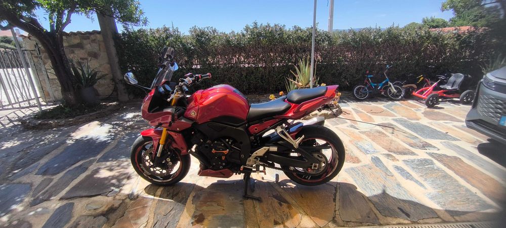Yamaha FZ1-S — 38.000 km — Akrapovič — Muitos Extras