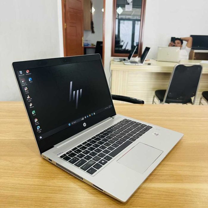 HP ProBook 440 G7 | I5-10210U | 512GB SSD NVMe M.2 | Uma Bomba | 14"