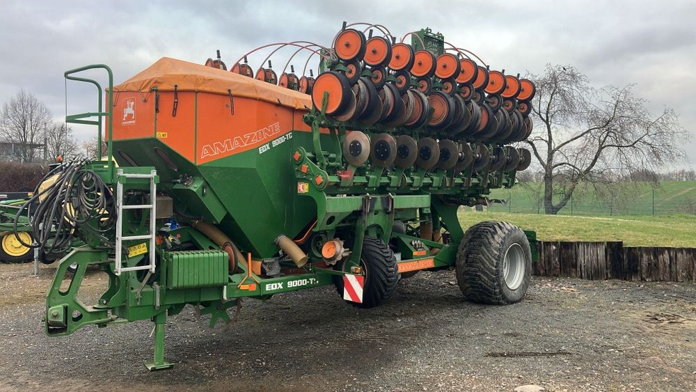Siewnik Amazone Edx 9000 tc 9 metrów