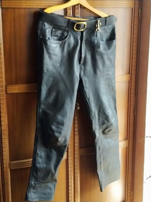 Чоловічий шкіряний комплект (для байкерів) в хорошому стані.