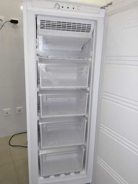 Arca frigorífica no frost