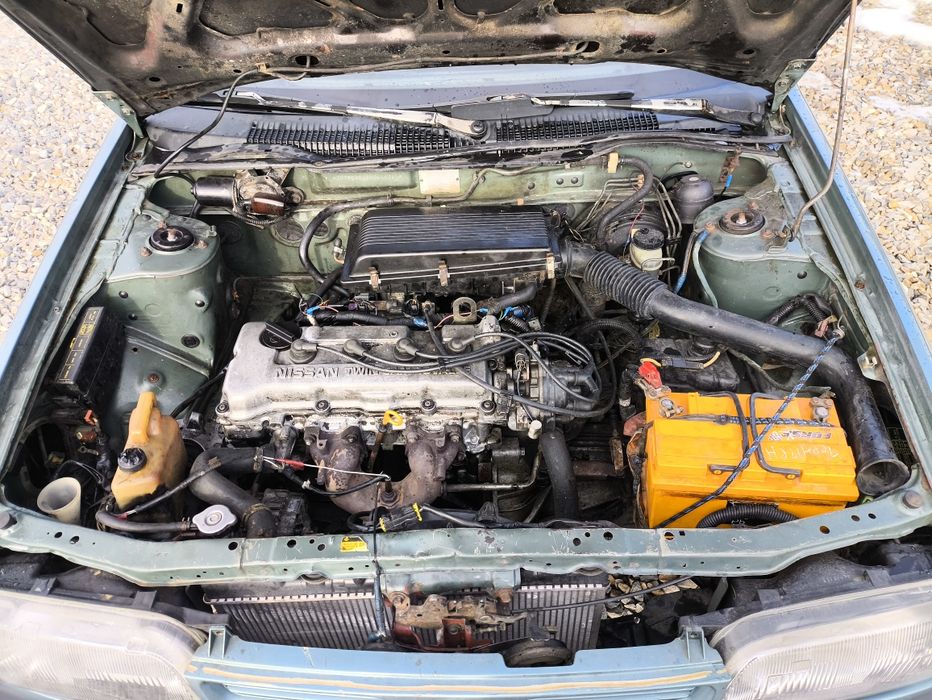 Nissan Sunny 1.4 бензин в чудовому стані авто машина Нісан санні