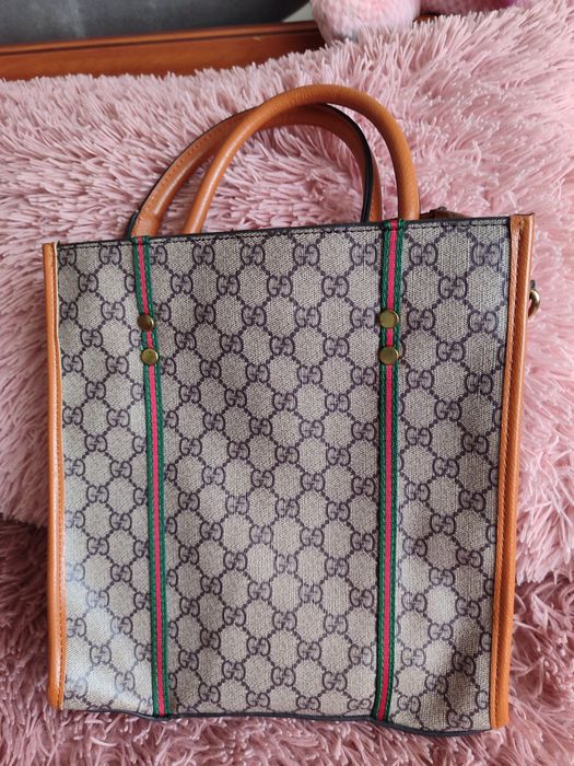 Сумка Gucci, Louise Vuitton.