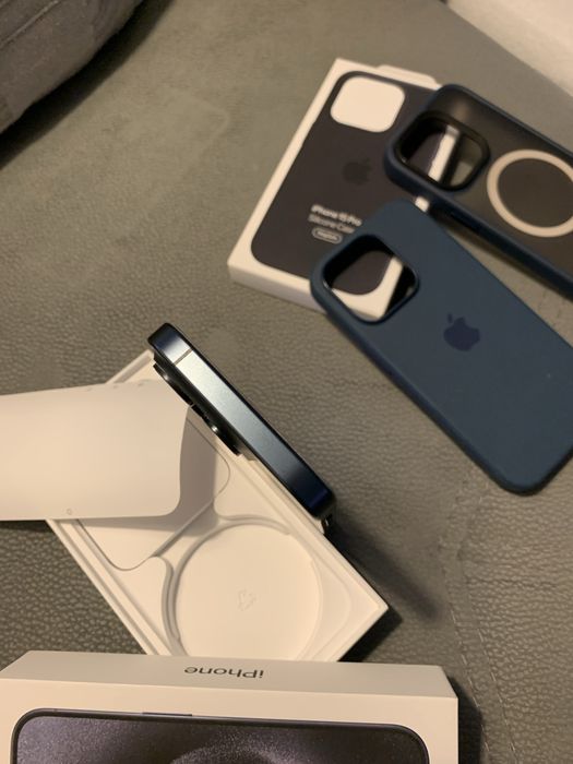 Iphone 15 pro 256GB azul