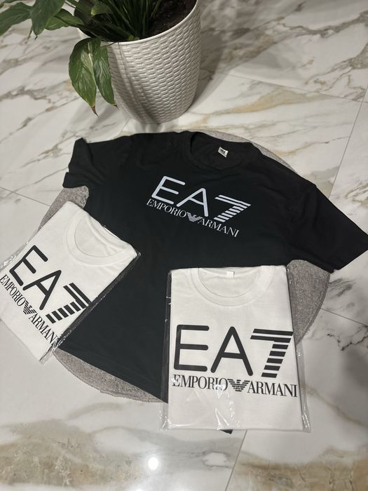Футболки EA7 Нові