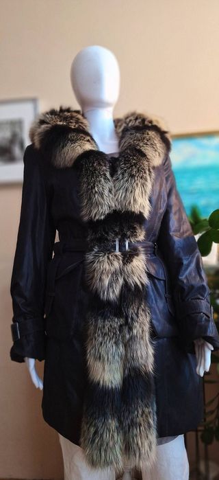 Kurtka z futrem modna