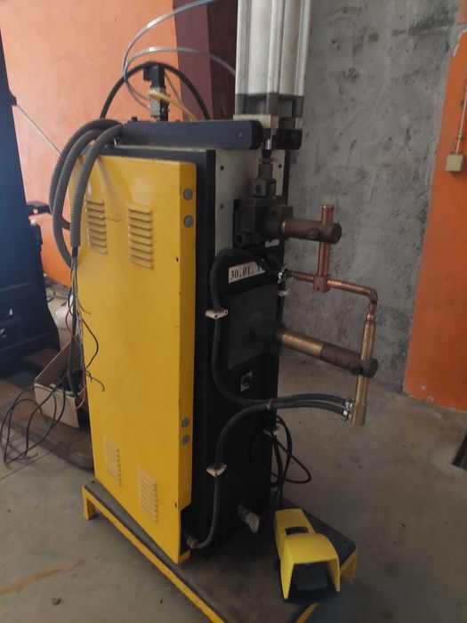 Maquina de soldar a pontos