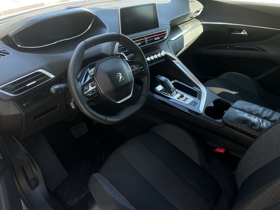 Peugeot 5008 1.5 Aceitamos Retomas/ CPLP