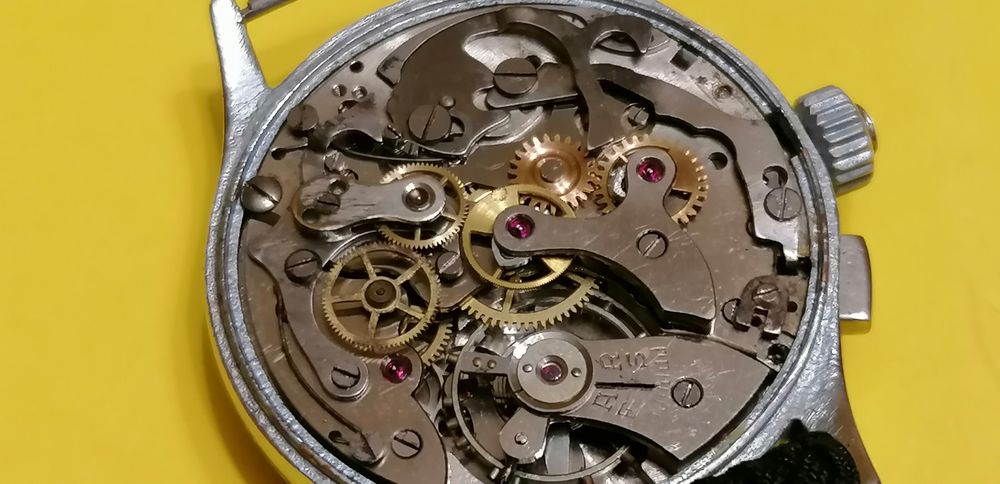Relógio antigo cronografo Argus anos 40 para restauro