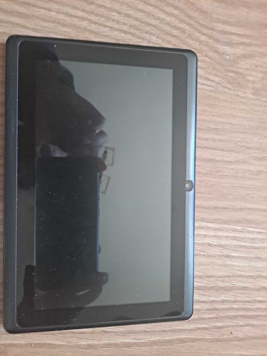 Tablet  Cavion Base 7 etui z klawiaturą