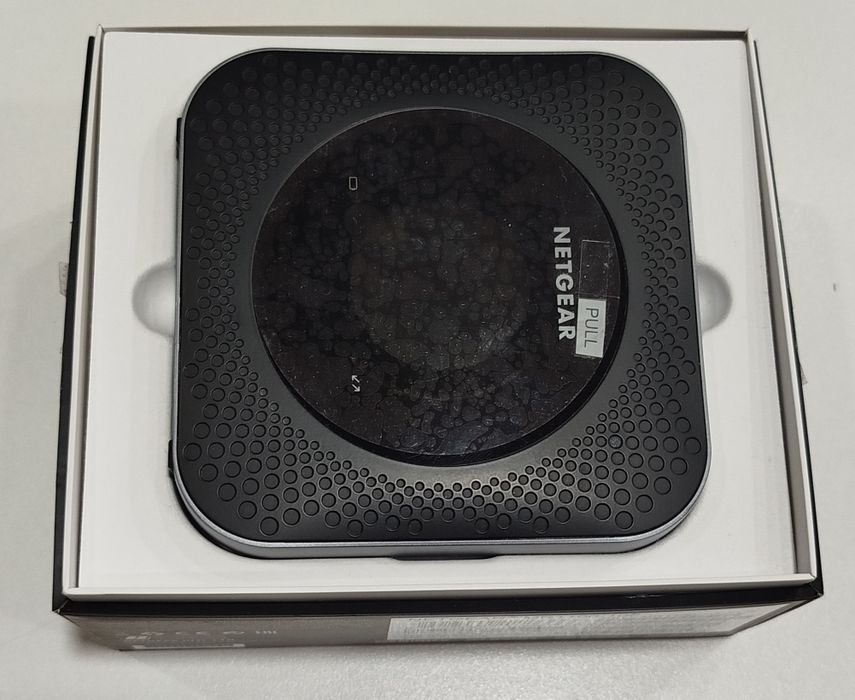 Router 4G LTE Netgear Nighthawk M1 (MR1100)