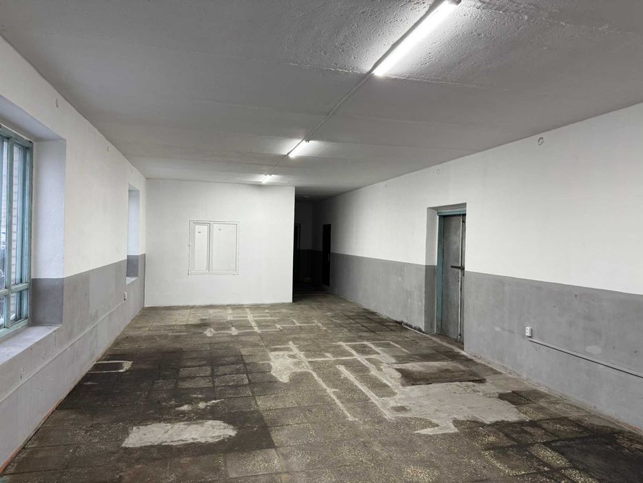 Приміщення в оренду під магазин