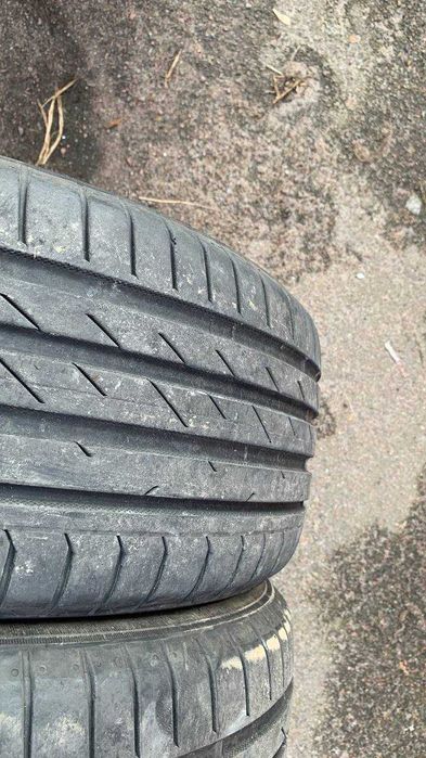 шина 215/50/17 Nokian