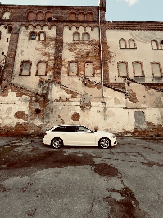 Audi A6 Avant