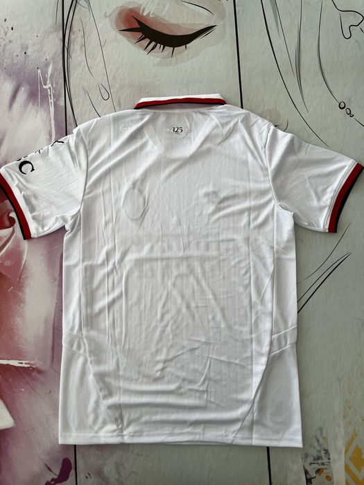 Camisola AC Milan 24/25 alternativa
