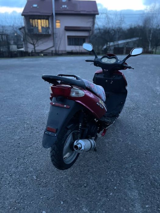 Продам скутер 80 куб