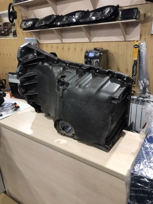 Поддон насос Skoda Superb tour AWT мотор 1.9 AWX Audi Passat B5 1.8T