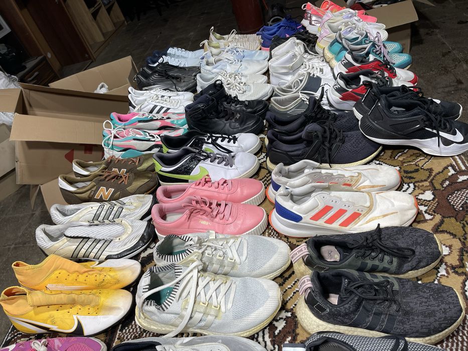 Кросівки оригінал опт лот