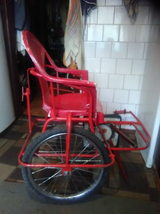 Продам чотири куска резинии