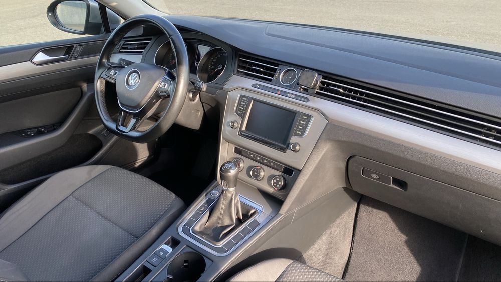 Volkswagen Passat B8 2016