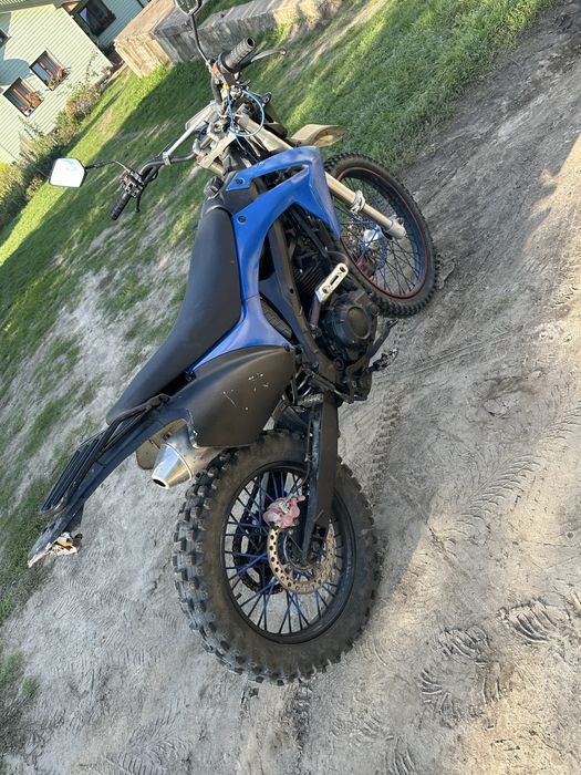 Продам Hornet 250 .