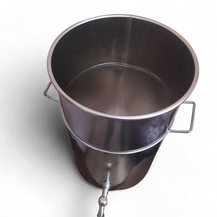 Бочка на 150 л нержавіюча з кришкою і краником