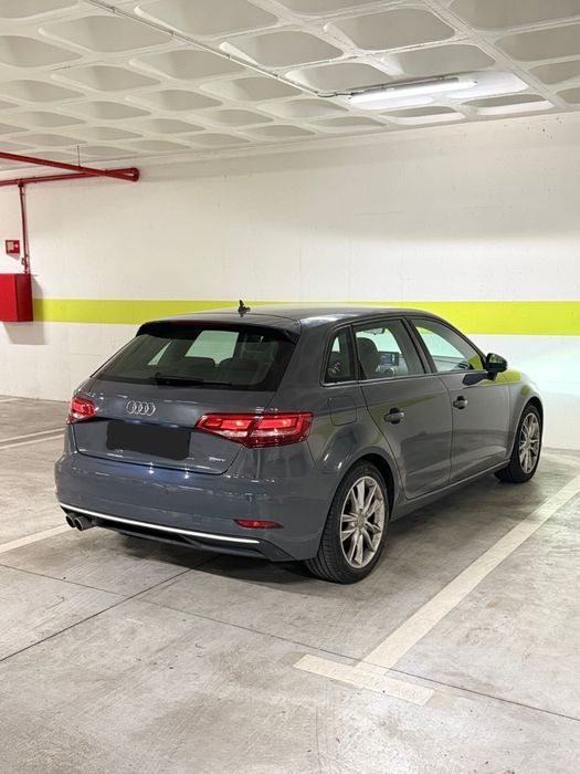 Audi A3  Quattro Sportback [2.0TFSi 4x4]