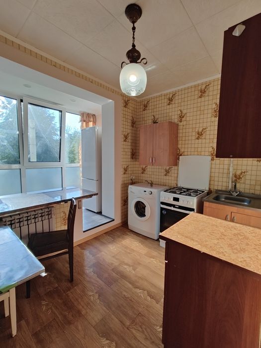 Сдам 1 комнатная квартира Залютино. Рынок.