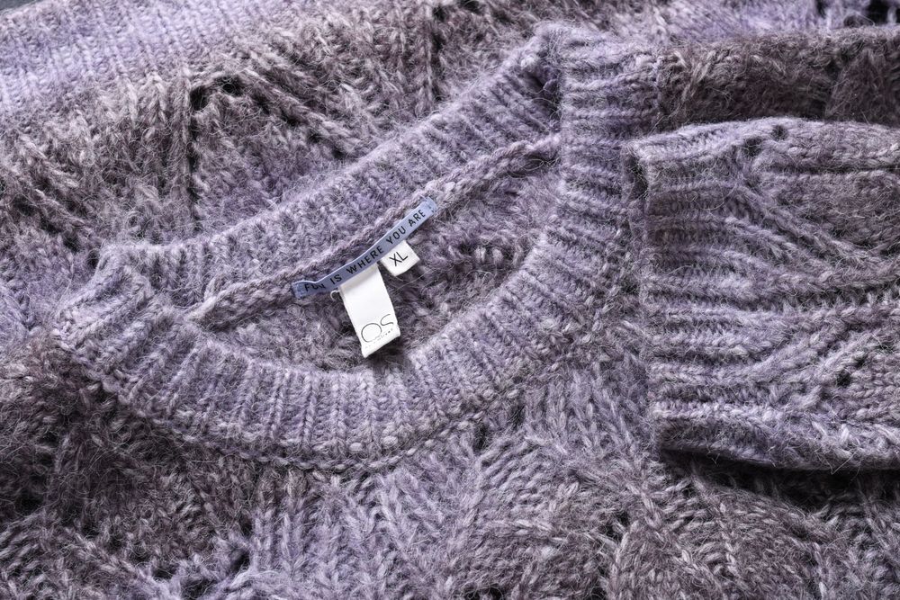 QS krótki wrzosowy sweter damski ażurowy wzór XL