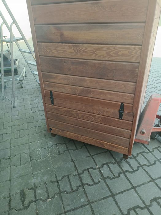WC drewniane ogrodowe