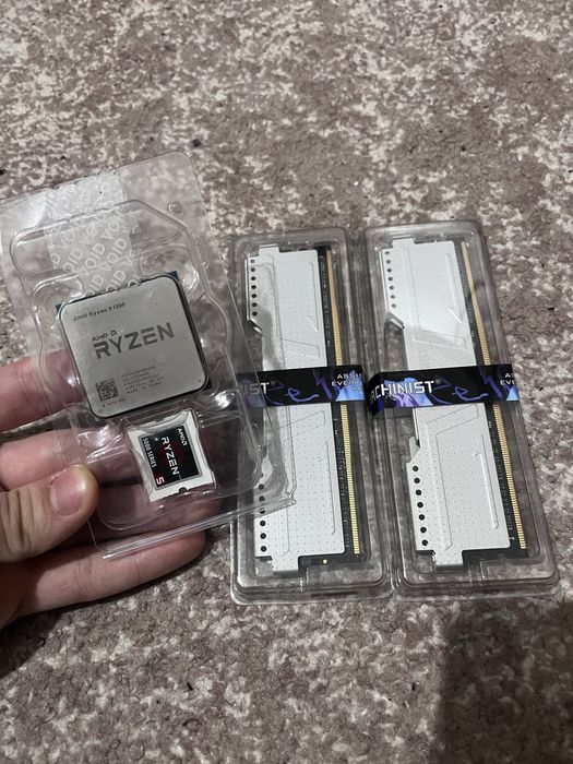 оперативна памʼять комплект 16GB DDR4 (2x8) MACHINIST , ryzen 3 1200