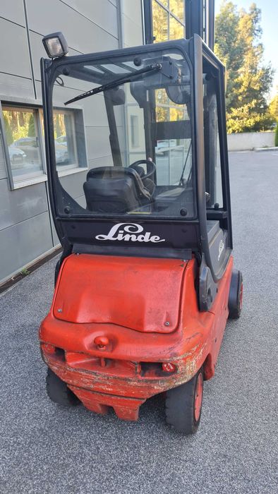 Empilhador Eletrico 2.0T