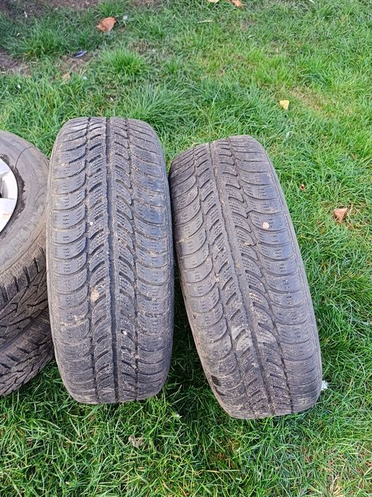 Komplet 195/65 15r zimowych