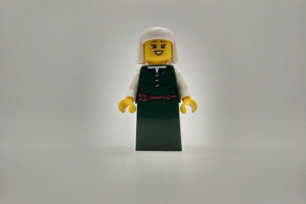 Lego Castle Zamek figurka cas570 Peasant Wieśniaczka