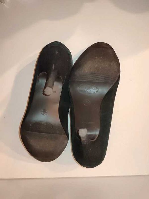 Szpilki zamszowe New Look, czarne, r. 37.5, stan bdb