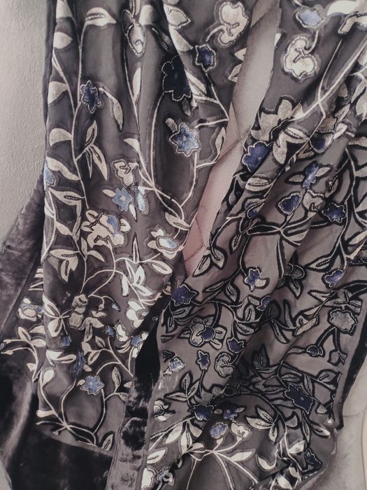 Chusta szal Besarani collection London